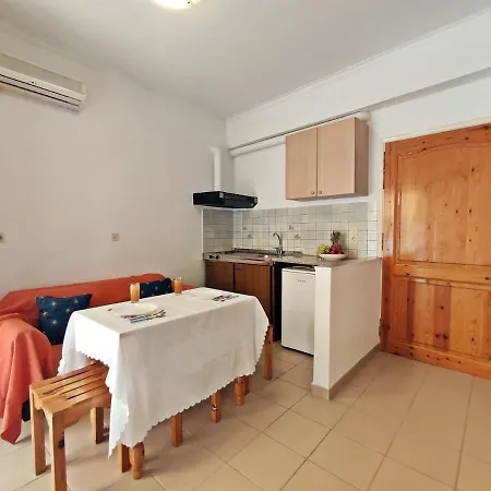 아파트 Aggeliki - Apts 니키아나